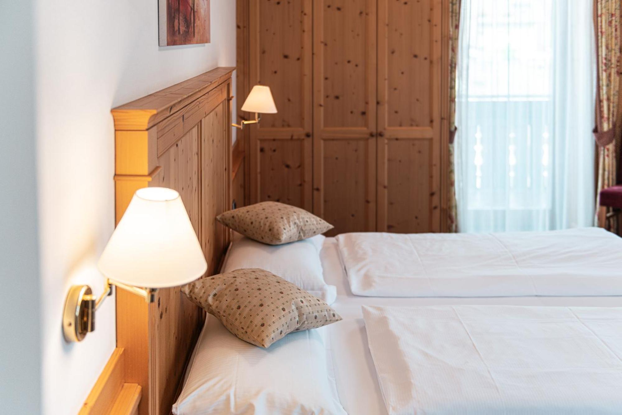 Hotel Goldene Rose Monguelfo-Tesido / Welsberg-Taisten Eksteriør bilde
