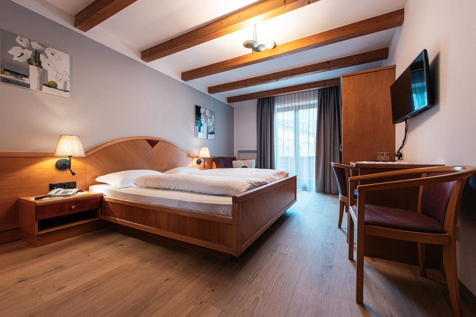 Hotel Goldene Rose Monguelfo-Tesido / Welsberg-Taisten Eksteriør bilde