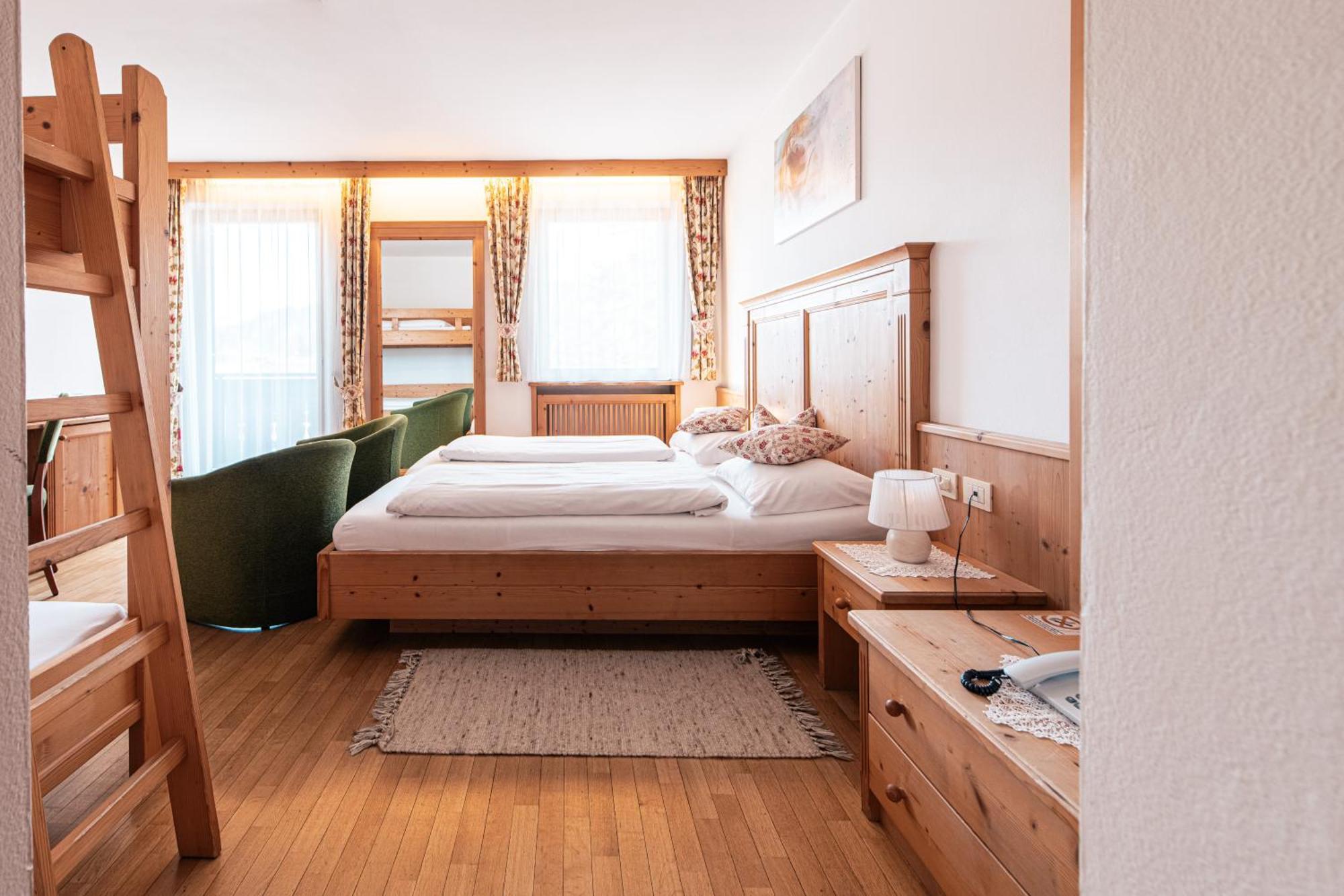 Hotel Goldene Rose Monguelfo-Tesido / Welsberg-Taisten Eksteriør bilde