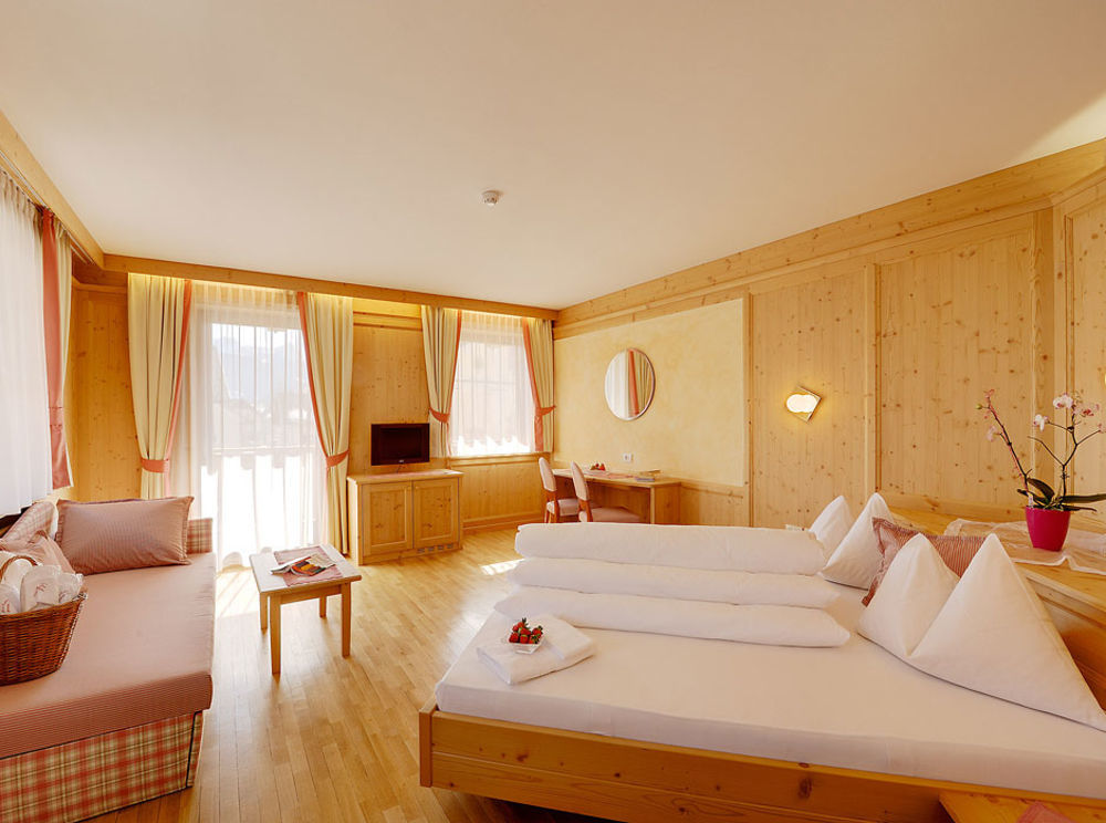 Hotel Goldene Rose Monguelfo-Tesido / Welsberg-Taisten Eksteriør bilde
